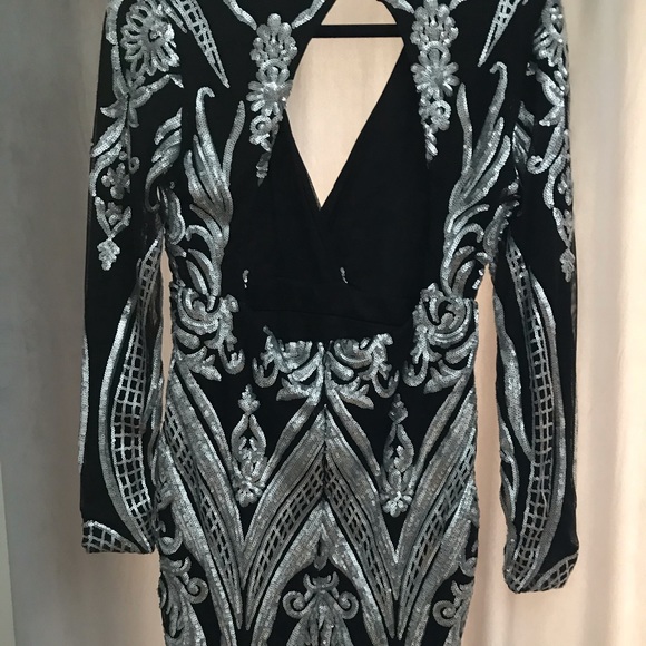 Small sequinned dress - Picture 2 of 3